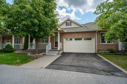 4-861 Wentworth St, Peterborough, ON, K9J8R7 | Card Image