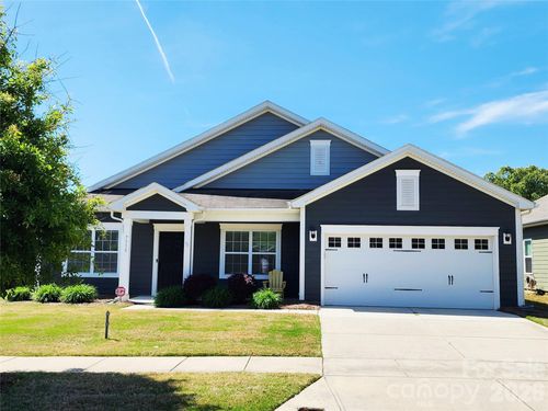 7315 Strawberry Fields Ln, Charlotte, NC, 28278-6898 | Card Image