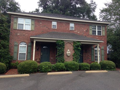 133 S Pine St, Aberdeen, NC, 28315-2733 | Card Image