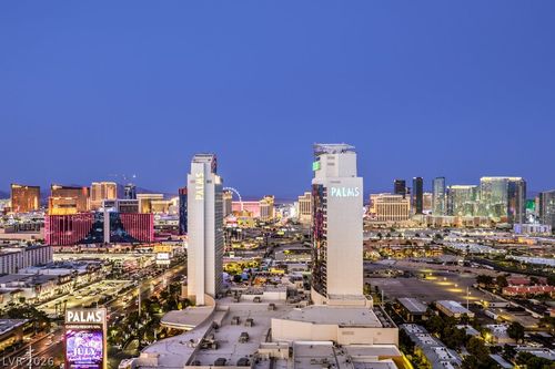 3010-4381 W Flamingo Rd, Las Vegas, NV, 89103-3903 | Card Image