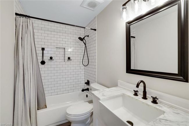 986 Coconut Cir W, House other with 3 bedrooms, 1 bathrooms and null parking in NAPLES FL | Image 13