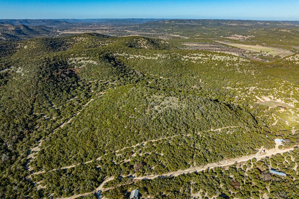 Land in Concan 4