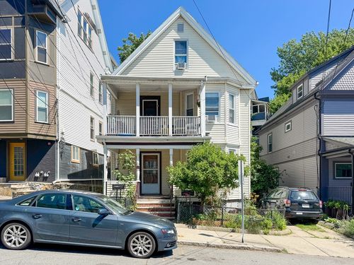 57 Bartlett St, Somerville, MA, 02145-3618 | Card Image