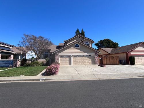 307 Bluebell Ct, Vacaville, CA, 95687-7312 | Card Image
