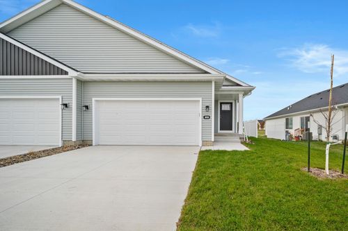 1557 Foxtail Drive Se, Altoona, IA, 50009 | Card Image