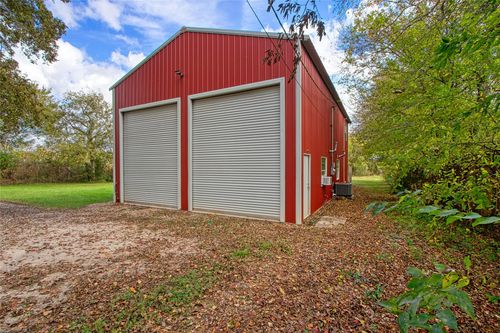 425 Campbell Rd, New Waverly, TX, 77358-3607 | Card Image