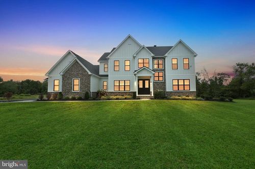 6934 Greene Meadow Ln, NEW HOPE, PA, 18938-6910 | Card Image