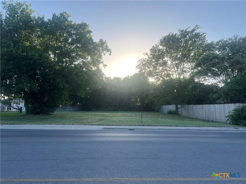 2007 Trimmier Rd, Killeen, TX, 76541-8921 | Card Image