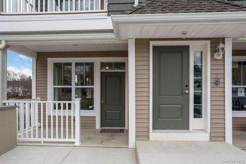 apt-14-1046 New York Ave, Huntington Station, NY, 11746-1259 | Card Image