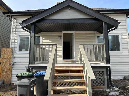 805 Milton St, New Westminster, BC, V3M1M9 | Card Image