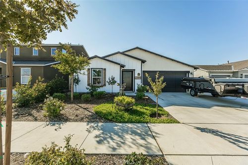 2161 Heidi Ave, Sanger, CA, 93657-9681 | Card Image