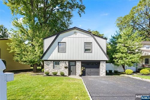26 Pavonia Ave, Emerson, NJ, 07630-1720 | Card Image