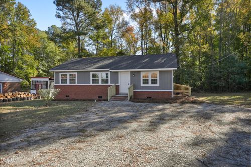 815 Hillwood St, Sanford, NC, 27330-5530 | Card Image