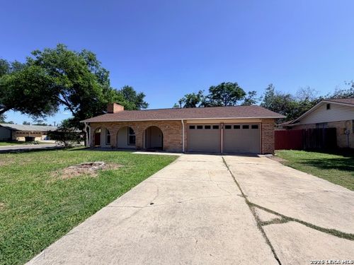 9602 Berryville, San Antonio, TX, 78245-1902 | Card Image