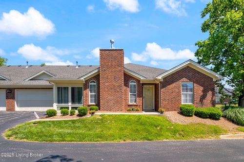 11315 Ridge Lake Dr, Louisville, KY, 40272-5204 | Card Image