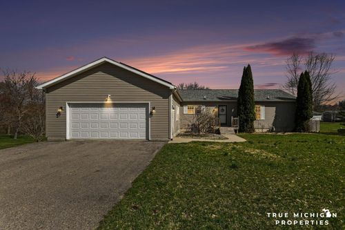 3967 Hennesey Road, Watervliet, MI, 49098 | Card Image