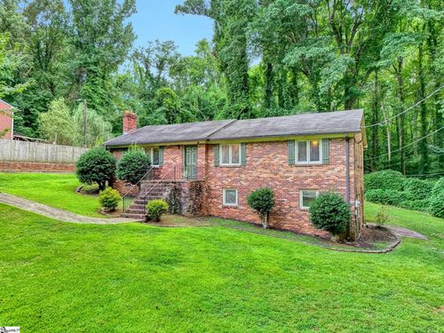 7 River Oaks Drive, Greenville, SC, 29601 | Card Image