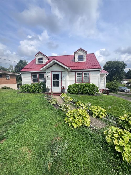 11118 Charles St, Meadville, PA, 16335-3744 | Card Image