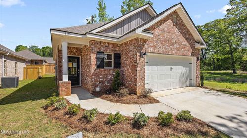 519 Vista Pointe Dr, Pearl, MS, 39208-1003 | Card Image