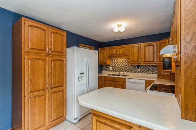 5817 Underwood Ave Sw, House other with 4 bedrooms, 2 bathrooms and null parking in Cedar Rapids IA | Image 9