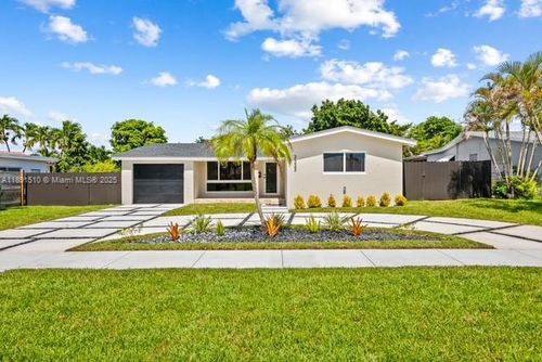 3333 Roosevelt St, Hollywood, FL, 33021-4948 | Card Image