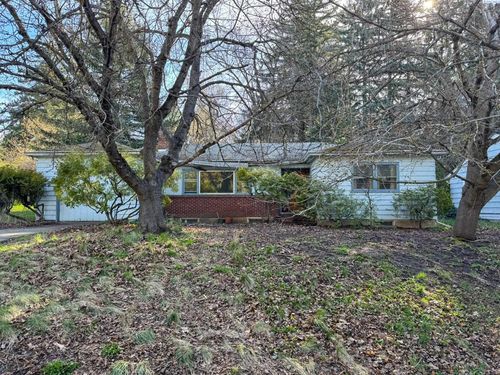 1040 Ne Lake St., Pullman, WA, 99163 | Card Image