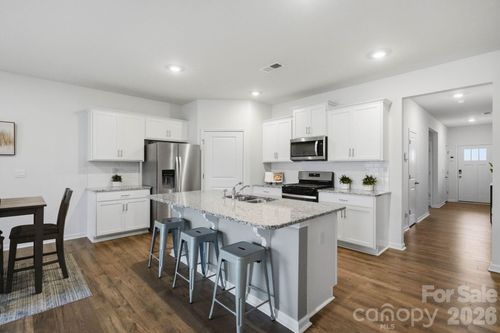 145 Old Home Rd, Statesville, NC, 28677-8748 | Card Image