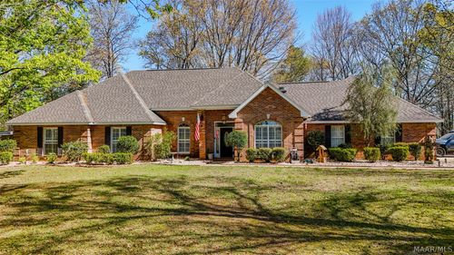 825 Fairwood Dr, Prattville, AL, 36067-7079 | Card Image