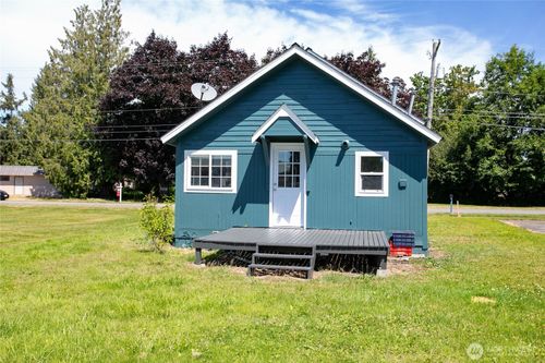 131 Columbia St, Sumas, WA, 98295-9688 | Card Image