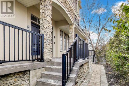 24-3083 Cawthra Rd, Mississauga, ON, L5A2X4 | Card Image