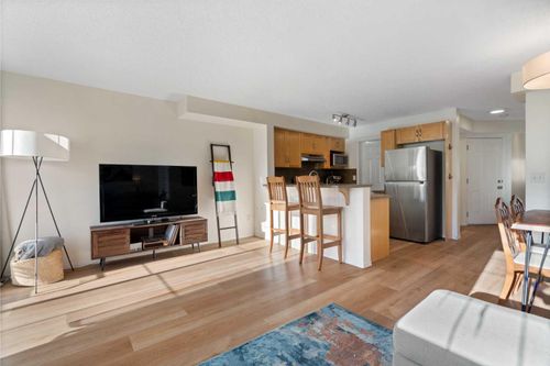 117 Country Village Lane Ne, Calgary, AB, T3K0E8 | Card Image