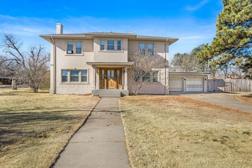 801 Euclid Ave, Panhandle, TX, 79068-3040 | Card Image