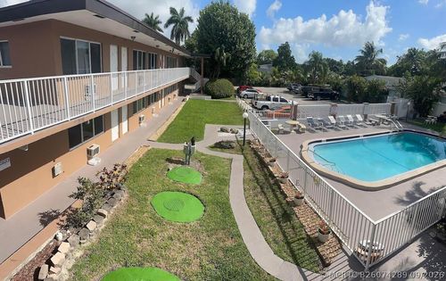 11-2838 Madison St, Hollywood, FL, 33020-4749 | Card Image