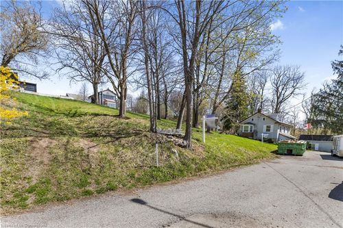10 Elgin St E, Conestogo, ON, N0B1N0 | Card Image