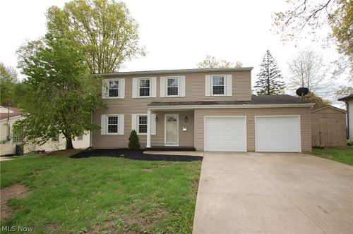 4155 Claridge Dr, Youngstown, OH, 44511-1009 | Card Image