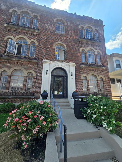7-218 S 15th St, Allentown, PA, 18102-4563 | Card Image