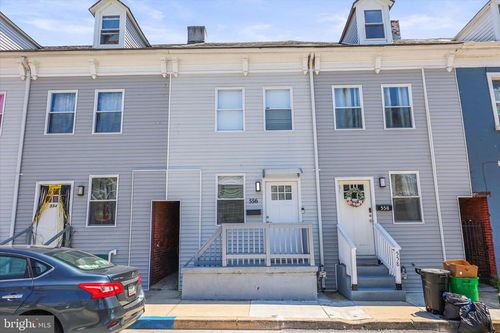 556 Salem Ave, YORK, PA, 17401-3864 | Card Image