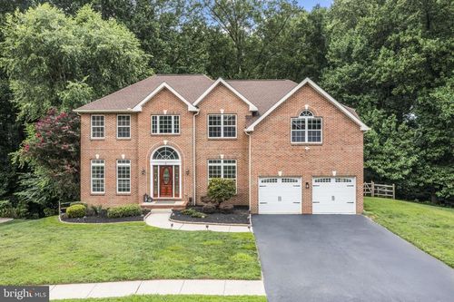 6 Hidden Oaks Blvd, WILMINGTON, DE, 19808-1141 | Card Image