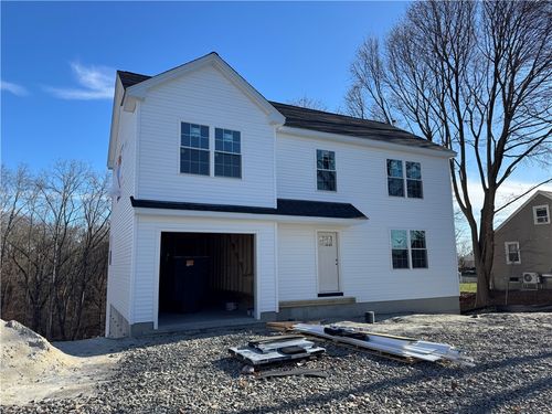 25 Prospect St, Cumberland, RI, 02864-8407 | Card Image