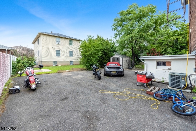 Residential Income in Carlstadt Boro 4