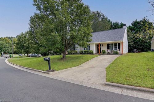 107 Old Treybrooke Dr, Greensboro, NC, 27406-8144 | Card Image