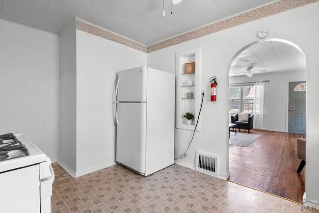 1317 - 1315-1317 E 4 Th St, Home with 2 bedrooms, 2 bathrooms and null parking in Pueblo CO | Image 7