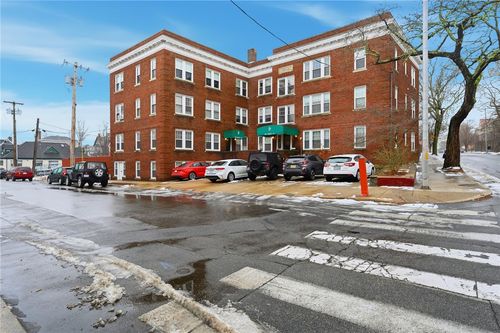 apt-7-355 Angell St, Providence, RI, 02906-3224 | Card Image