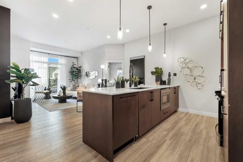 103-255 Les Jardins Pk Se, Calgary, AB, T2C5W9 | Card Image