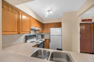 PH206 - 35 Empress Ave, Condo with 1 bedrooms, 1 bathrooms and 1 parking in North York ON | Image 3