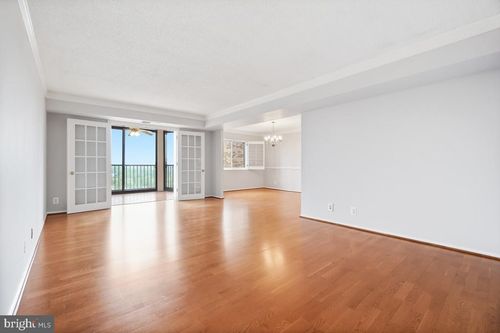 apt-1402-5902 Mount Eagle Dr, ALEXANDRIA, VA, 22303-2521 | Card Image