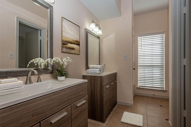Primary Bath | Image 16