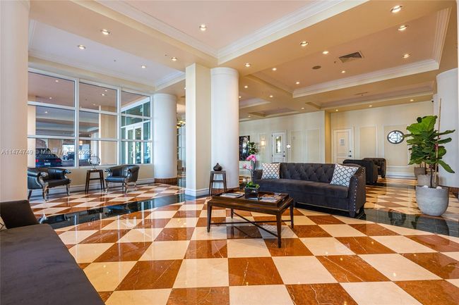 APT-906 - 17555 Atlantic Blvd, Condo with 2 bedrooms, 2 bathrooms and null parking in Sunny Isles Beach FL | Image 39
