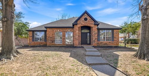720 Cliffmoor Dr, Keller, TX, 76248-8202 | Card Image