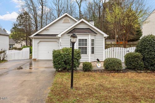 204 Thorncrest Dr, Apex, NC, 27539-5398 | Card Image